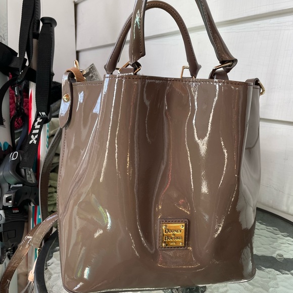 Dooney and Bourke Patent Small Barlow - Picture 5 of 7